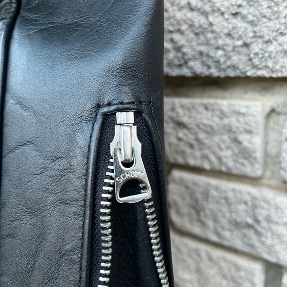 Schott NYC USA Men’s Moto Leather Jacket - Sz Medium motorcycle riding - Picture 11 of 16